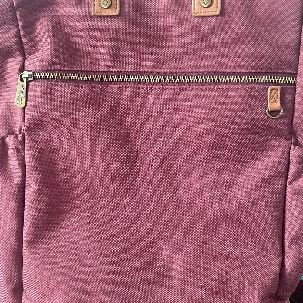 Thirty One Backpack - Picture 1 of 4